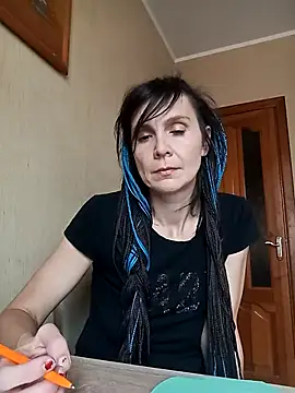 Francenia lolis online show from 11-01-25, 10:39