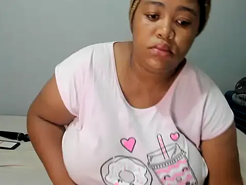 kittydollyx02 online show from 01-15-25, 08:58