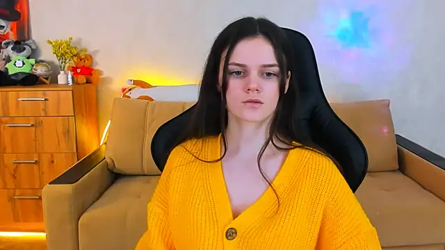 Lora Cain online show from 12-05-24, 05:17