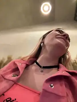 Snapshot of -Sexy_Barbie- chatting on 02-10-25, 07:04 -Sexy Barbie- online show from 02-10-25, 07:04