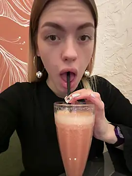 Snapshot of -Sexy_Barbie- chatting on 02-20-25, 09:11 -Sexy Barbie- online show from 02-20-25, 09:11