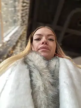 Snapshot of -Sexy_Barbie- chatting on 02-21-25, 10:07 -Sexy Barbie- online show from 02-21-25, 10:07