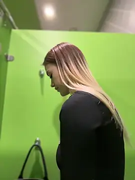 Snapshot of -Sexy_Barbie- chatting on 02-27-25, 10:15 -Sexy Barbie- online show from 02-27-25, 10:15