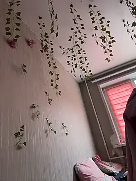 Snapshot of -Sexy_Barbie- chatting on 10-14-25, 02:45 -Sexy Barbie- online show from 10-14-25, 02:45