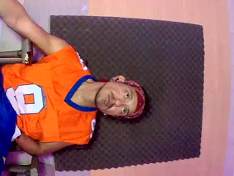 Snapshot of thesummerboy chatting on 02-05-25, 04:48 thesummerboy online show from 02-05-25, 04:48