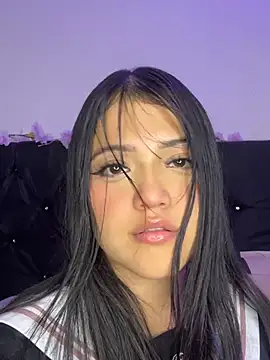 Snapshot of alisson_carolina73 chatting on 02-06-25, 03:59 alisson carolina73 online show from 02-06-25, 03:59