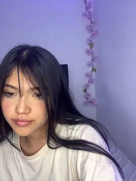 Snapshot of alisson_carolina73 chatting on 02-13-25, 12:24 alisson carolina73 online show from 02-13-25, 12:24