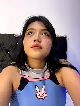 Snapshot of alisson_carolina73 chatting on 09-13-25, 12:43 alisson carolina73 online show from 09-13-25, 12:43