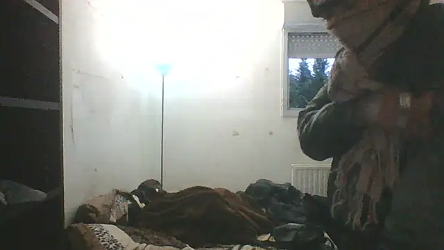 Snapshot of POPAYE972 chatting on 12-10-24, 04:06 POPAYE972 online show from 12-10-24, 04:06