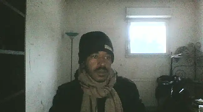 Snapshot of POPAYE972 chatting on 01-02-25, 03:40 POPAYE972 online show from 01-02-25, 03:40