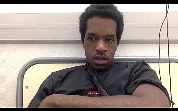 Snapshot of POPAYE972 chatting on 10-29-25, 08:43 POPAYE972 online show from 10-29-25, 08:43