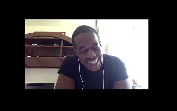 Snapshot of POPAYE972 chatting on 04-23-26, 12:29 POPAYE972 online show from 04-23-26, 12:29