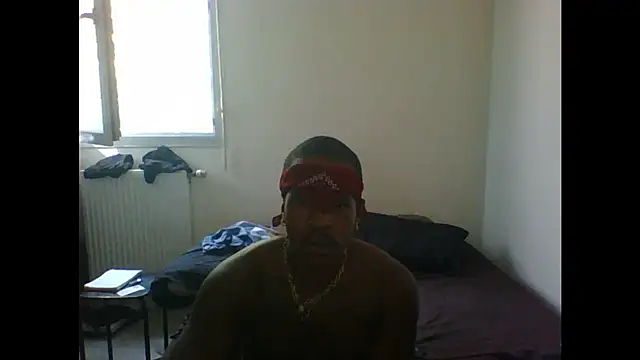 Snapshot of POPAYE972 chatting on 07-16-26, 02:23 POPAYE972 online show from 07-16-26, 02:23