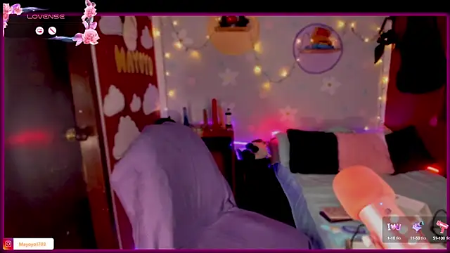 kiki cavilll online show from 09-10-25, 03:01