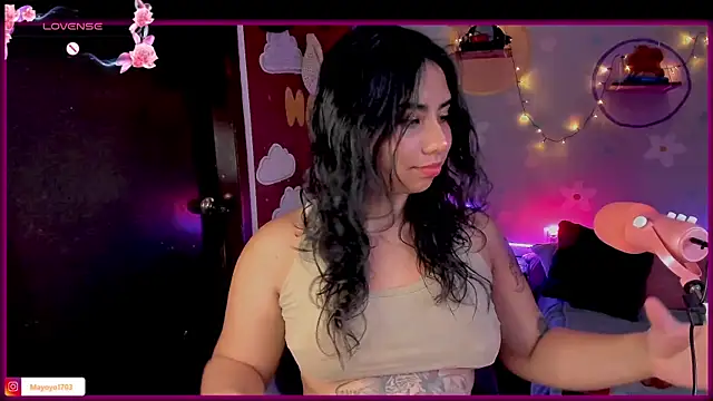 kiki cavilll online show from 09-16-25, 02:18