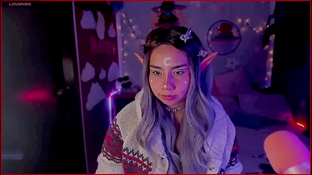 kiki cavilll online show from 10-16-25, 01:45