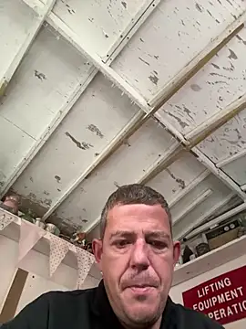 Snapshot of mrwright878787 chatting on 10-10-25, 08:24 mrwright878787 online show from 10-10-25, 08:24