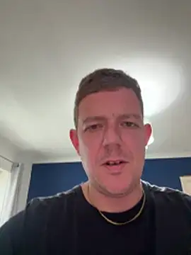 mrwright878787 online show from 02-10-26, 03:27