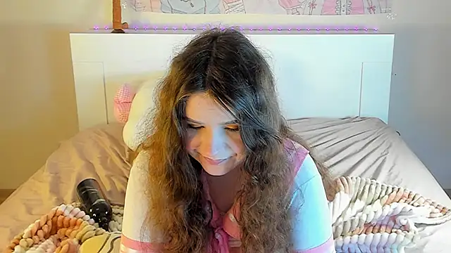 Snapshot of kuraii1_ chatting on 02-11-25, 05:26 kuraii1 online show from 02-11-25, 05:26