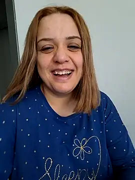 Snapshot of cansuozell chatting on 09-23-25, 07:55 cansuozell online show from 09-23-25, 07:55