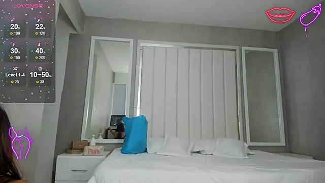 Snapshot of Carohorny4u chatting on 02-03-25, 10:14 Carohorny4u online show from 02-03-25, 10:14