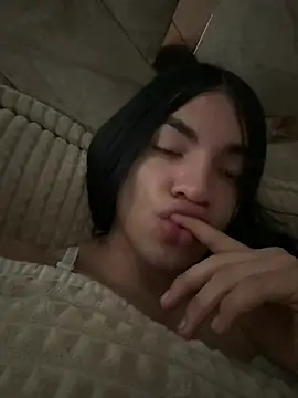 Snapshot of MisscharlotteK chatting on 02-10-25, 04:47 MisscharlotteK online show from 02-10-25, 04:47