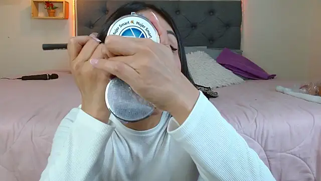 mia aira online show from 11-23-25, 03:45