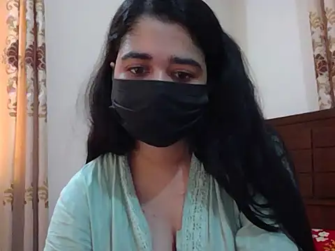 Snapshot of A-pusparani chatting on 06-17-26, 11:01 A-pusparani online show from 06-17-26, 11:01