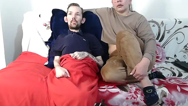 Snapshot of Sophia_and_Thomas chatting on 01-16-26, 08:57 Sophia and Thomas online show from 01-16-26, 08:57