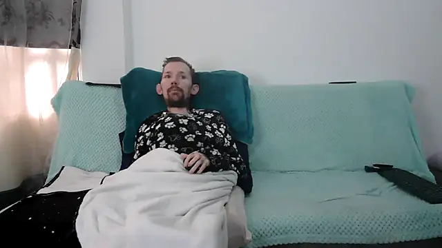 Sophia and Thomas online show from 07-21-26, 07:49
