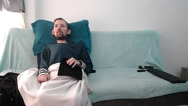 Sophia and Thomas online show from 07-31-26, 08:30