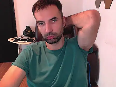 Leo 1617 online show from 10-18-25, 11:44