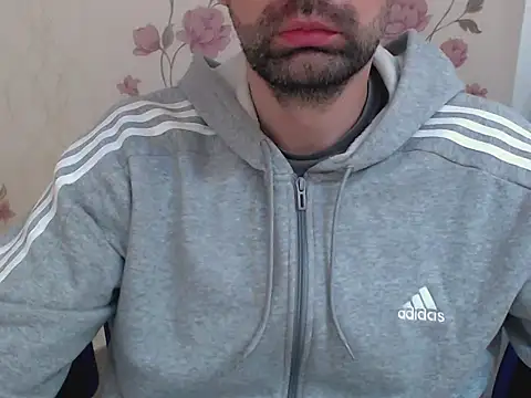 Snapshot of Leo_1617 chatting on 02-14-26, 11:07 Leo 1617 online show from 02-14-26, 11:07