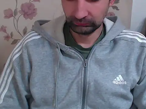 Snapshot of Leo_1617 chatting on 02-24-26, 12:14 Leo 1617 online show from 02-24-26, 12:14