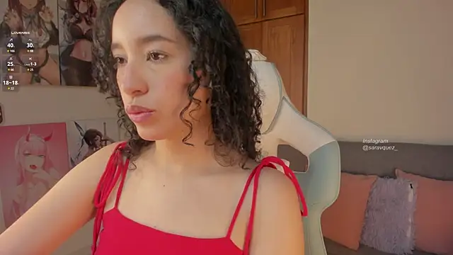 Heyloreley online show from 01-29-25, 01:07