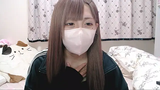  hiyor  online show from 10-28-25, 07:05