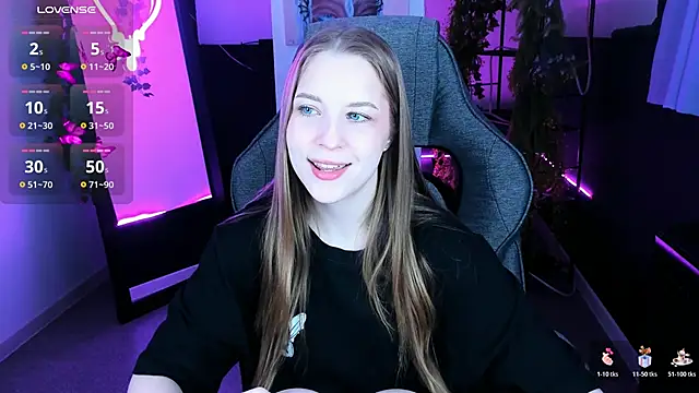 CuteMousee online show from 10-18-25, 05:21