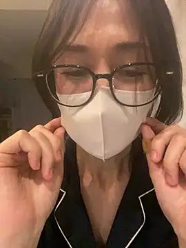 Snapshot of mel__mel chatting on 03-15-26, 01:17 mel mel online show from 03-15-26, 01:17