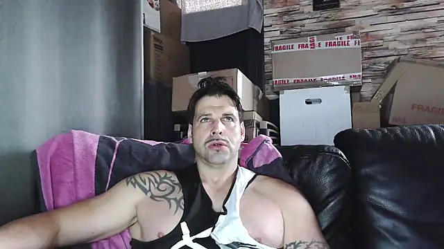 XxBigboybandxX online show from 04-12-26, 09:58