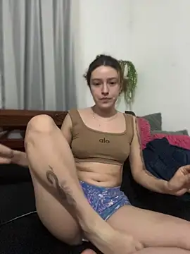 Snapshot of Ginger_Foxy chatting on 04-22-26, 10:55 Ginger Foxy online show from 04-22-26, 10:55
