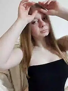 Snapshot of Ekaterina27 chatting on 01-28-25, 07:11 Ekaterina27 online show from 01-28-25, 07:11