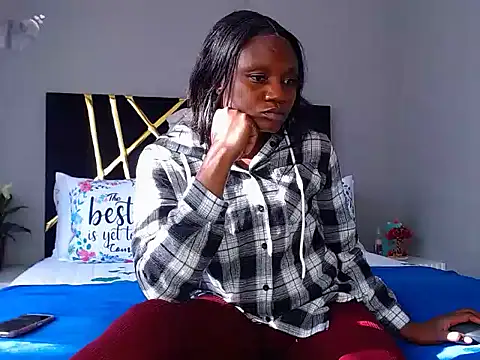Snapshot of MissBigNipples chatting on 09-18-25, 01:57 MissBigNipples online show from 09-18-25, 01:57