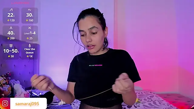 Snapshot of samara_jonness chatting on 12-04-25, 04:00 samara jonness online show from 12-04-25, 04:00