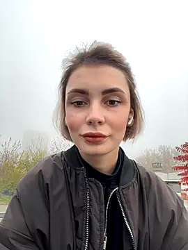 SandraCarter online show from 11-06-25, 07:09