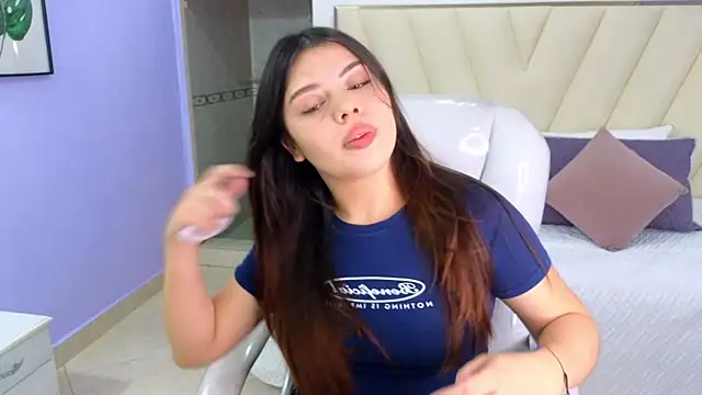 Snapshot of Sexy_paradise18_ chatting on 02-26-25, 07:31 Sexy paradise18 online show from 02-26-25, 07:31