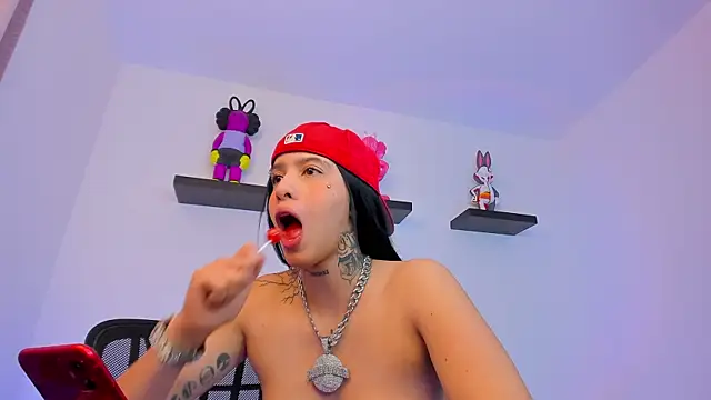 Gangster Girl online show from 02-06-25, 10:00