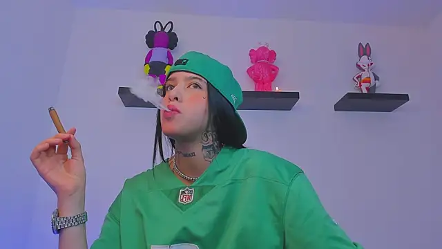 Gangster Girl online show from 02-17-25, 10:58