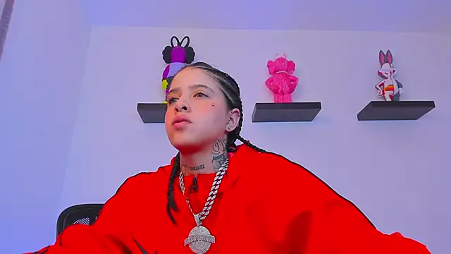 Gangster Girl online show from 03-01-25, 11:15