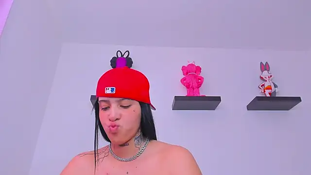 Gangster Girl online show from 03-05-25, 05:50