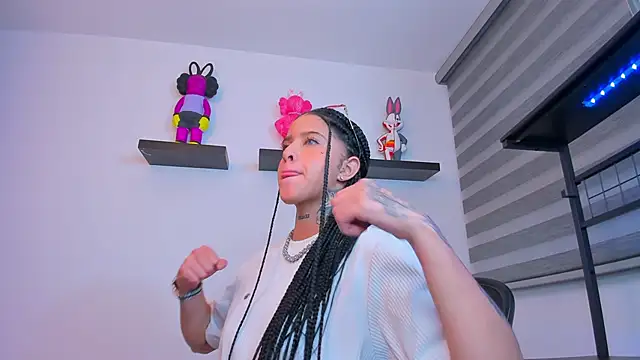 Gangster Girl online show from 10-02-25, 08:32